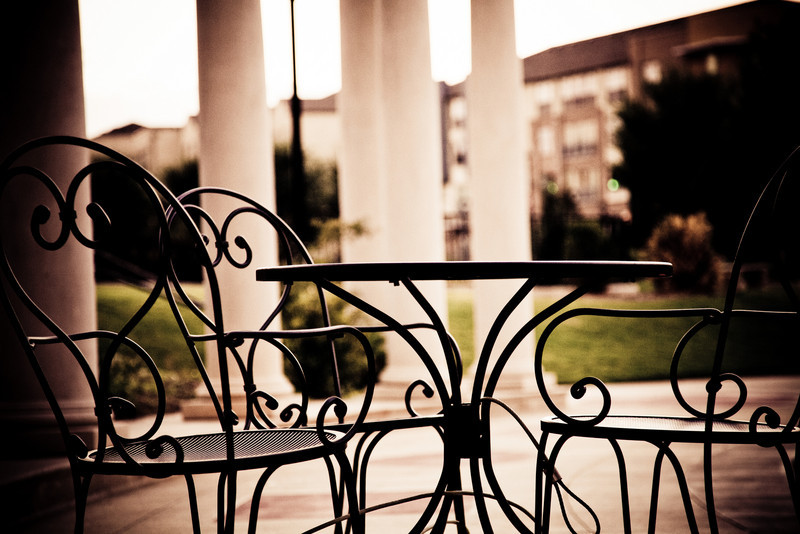 IMAGE: http://ricardo-massiel.smugmug.com/Artistic/Atlantic-Station/IMG7497-2-2/1025442143_xUVFU-L.jpg